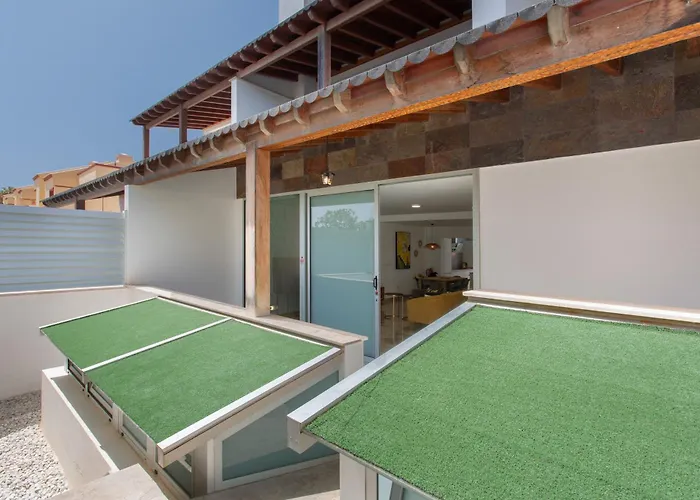 Casa Alicia アパート コラレホ